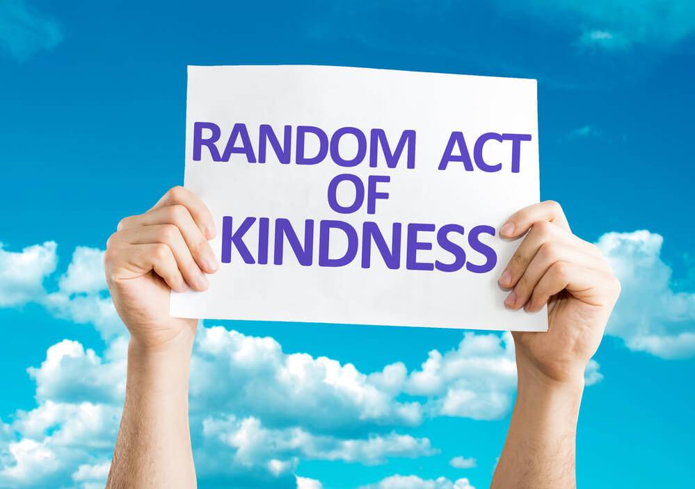20 Random Acts of Kindness to Make Someone Smile